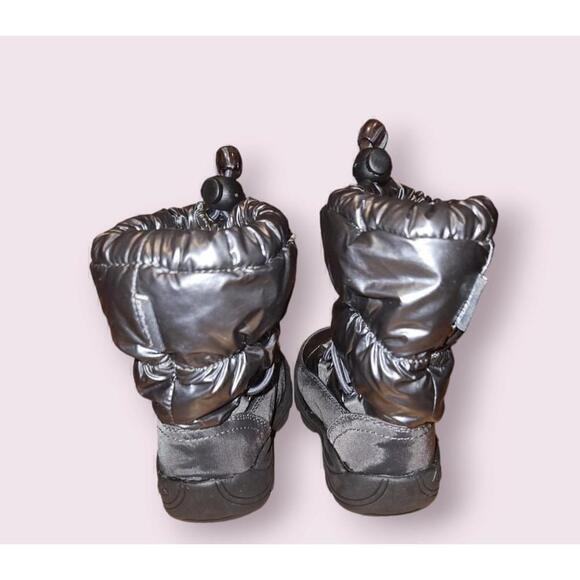 Kamik Winter Boots Size 5 Baby Toddler Silver Metallic - Picture 10 of 13